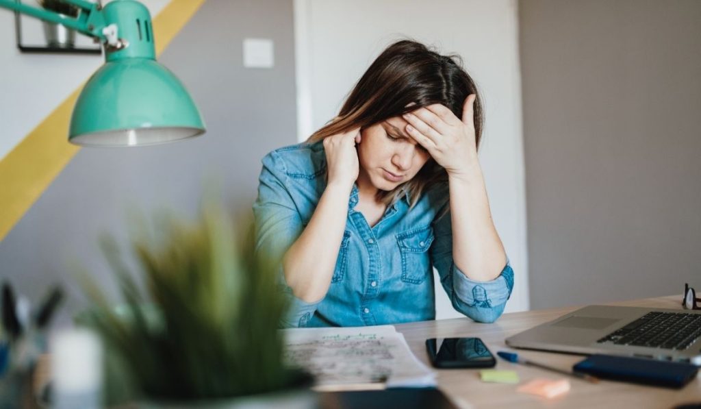 Low Iron Symptoms? Get the Right Treatment at a Specialized Clinic